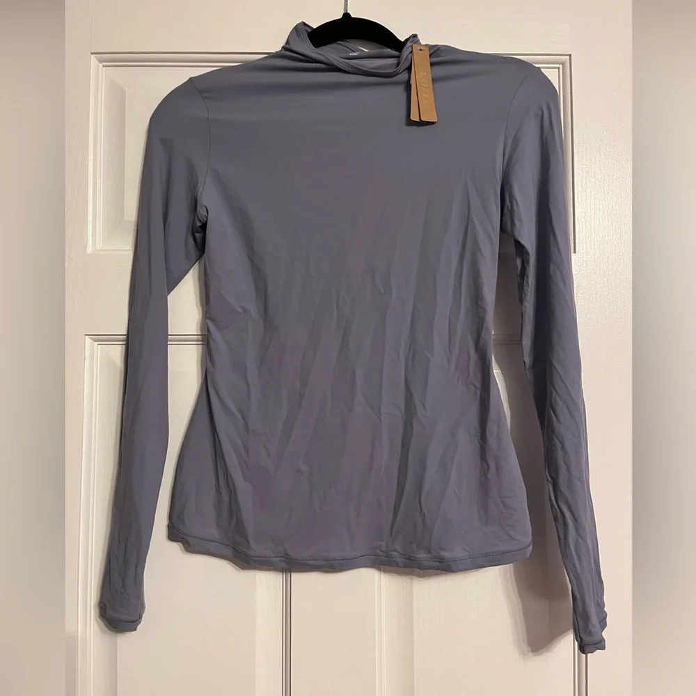 SKIMS mock neck periwinkle color - Picture 1 of 3